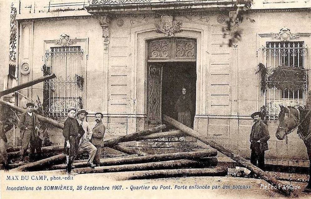 maison inondée à Sommières pendant la crue du 26 septembre 1907