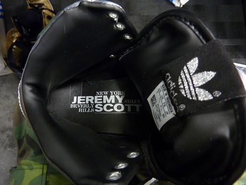 Jeremy Scott wings14