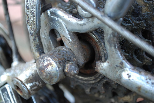 DSC_4051-broken-bike