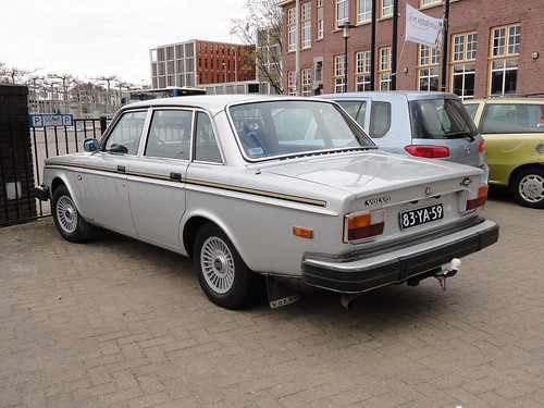 1977 Volvo 244 Jubilee Edition