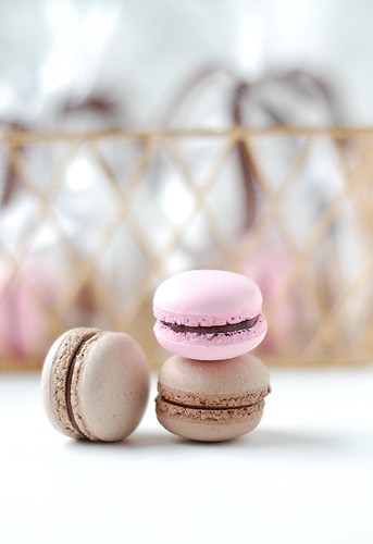 A Baby Shower - macaron favours