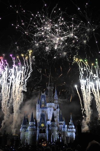 walt disney world castle fireworks. Walt Disney World - Magic Kingdom - Cinderella#39;s Castle - Fireworks