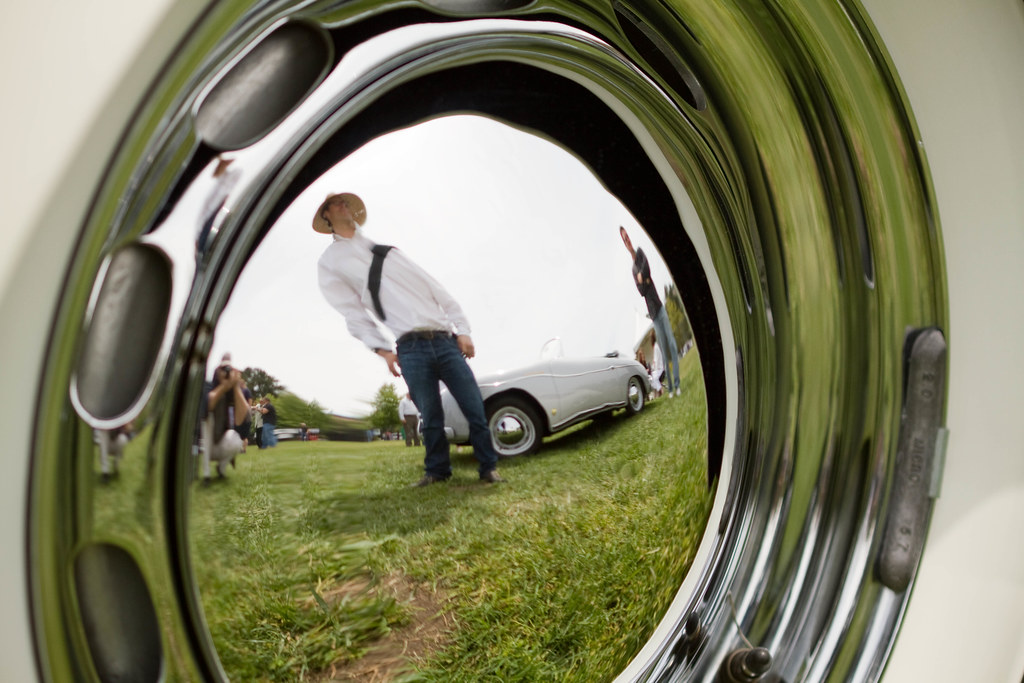 Porsche Funhouse Mirror