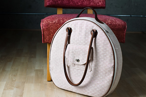 The Funchico - Vintage-style Pink Laptop Bag