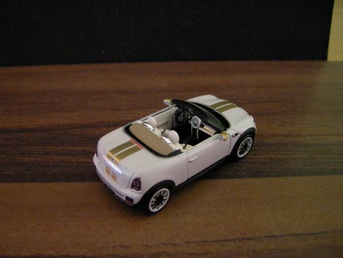 MINI Roadster 1:87 by Chris Zinn