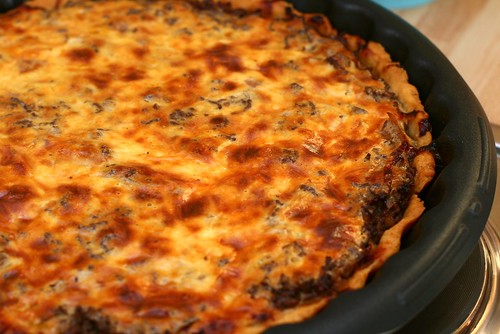 Quiche with Meat, Red Wine & Thyme