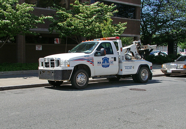 ford truck districtofcolumbia district parking columbia enforcement tow wrecker mpdc