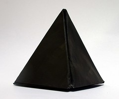 piramide pyramid pyramide (Roman Diaz)- Papier imprimante peint à la peinture acrylique