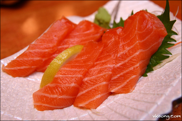 salmon-sashimi