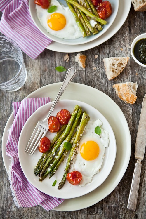 Parmesan-Roasted Asparagus, Tomatoes and Eggs