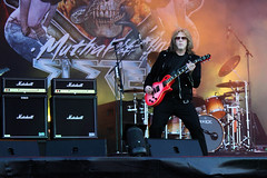 Twisted Sister guitarist