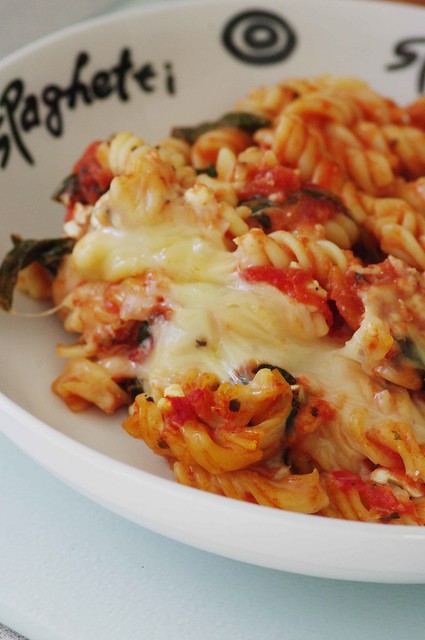 Low Fat Baked Pasta with Spinach