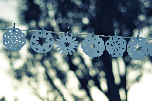 Snowflakes by ~aspidistra~.