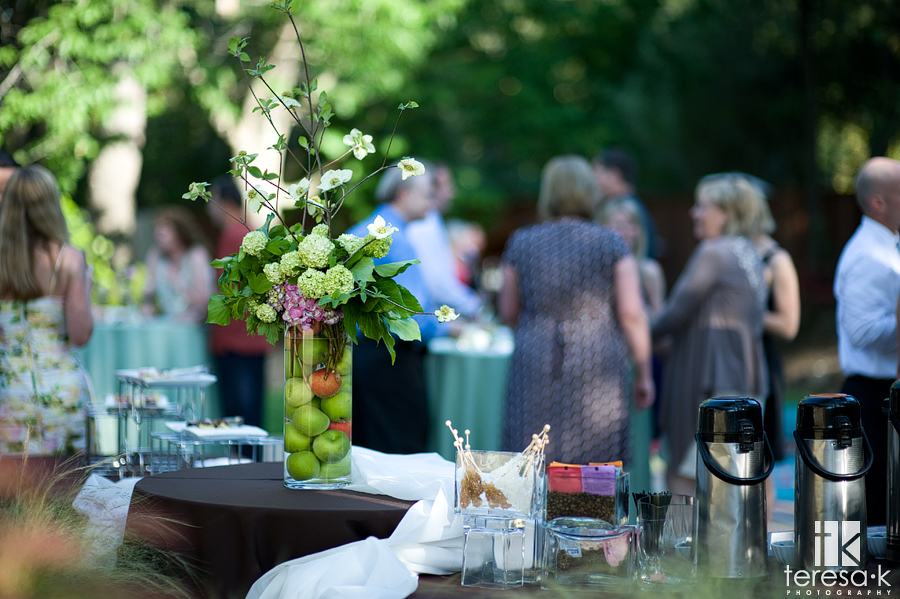Elegant backyard reception in Saratoga by Teresa K photography, Northern California Wedding photographer