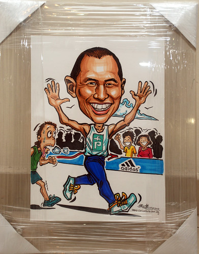 marathon runner caricatures in clear acrylic frame