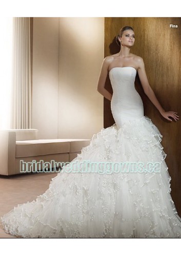 tulle-strapless-rouched-bodice-with-mermaid-lavish-ruffles-and-chapel-train-designs-2011-new-fashion-hot-sell-bridal-wedding-dress-wd75