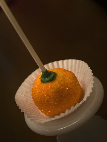 Pumpkin Spice Cake Pop (6396)