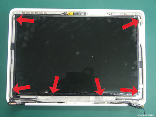MacBook Unibody display assembly