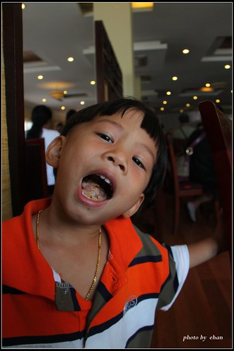 第一個對我微笑的越南小孩