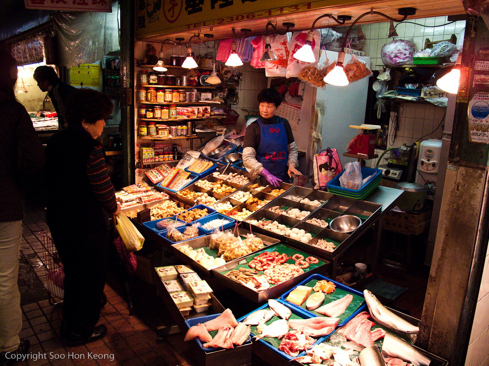 Tofu Seller @ Market Near LongShan Temple, Taipei, Taiwan