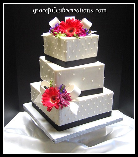 silver wedding cakes pictures