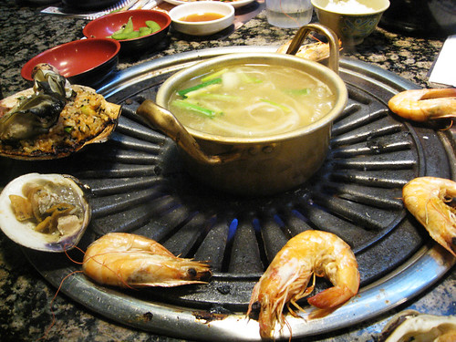 Dinner at Bultaneun Cheongdamdong Jogae Gui