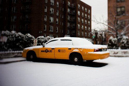 NYC:Queens: Yell-snow cab