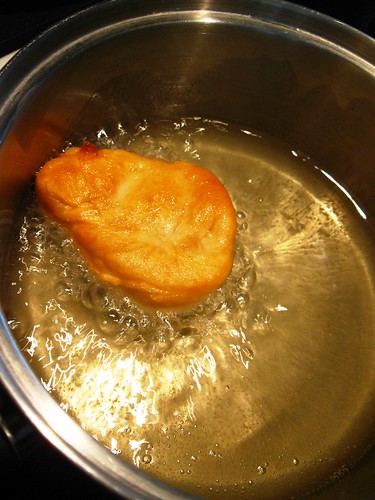 Frying ham chee peng