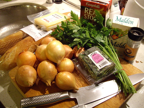 French onion soup ingredients.