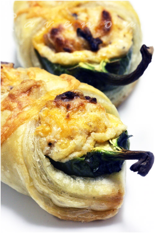 jalapeno poppers in a blanket
