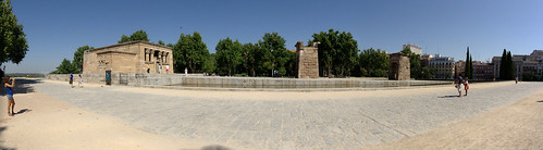 Panoramica del templo de Debod.