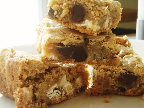 chewy chunky blondies with chocolate chips, coconut, walnuts - 27
