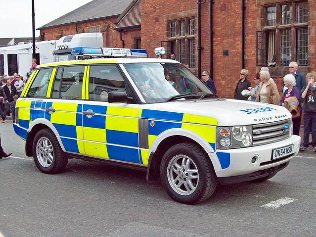 police 4wd rover land british 2000s