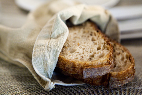 I adore the linen bread bag