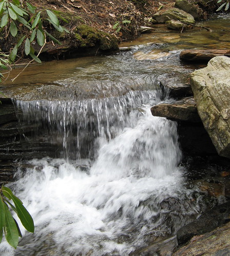 Tiny waterfall in Section 2