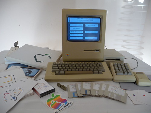 Mac 128K
Setup