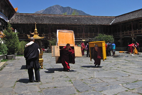 Nanwu Temple, Kanding