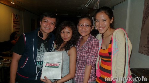 Winston, Ada, Cai and Mica loves Krispy Kreme!