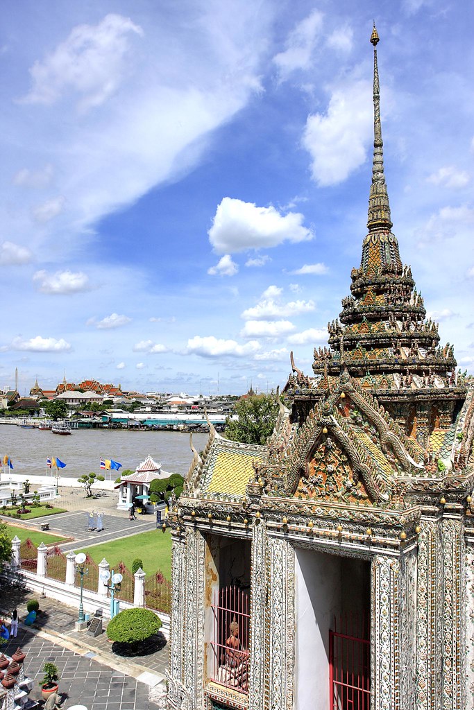 _mg_0740 - Wat Arun Along Chao Praya River - Enfused