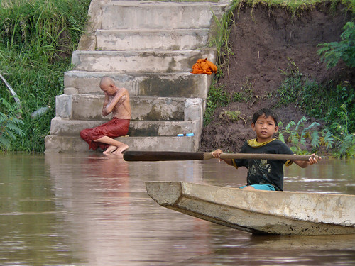 Daily life at the Mekong riverbank