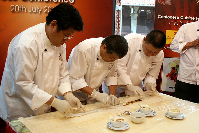 150 chefs will try to set the record for Longest Chee Cheong Fun in Singapore