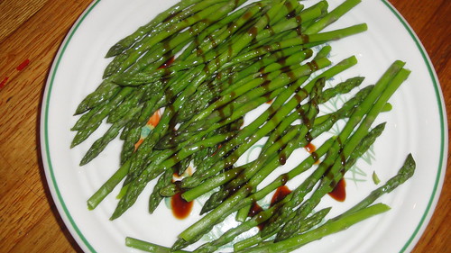 Asparagus, pan-steamed, with soy sauce