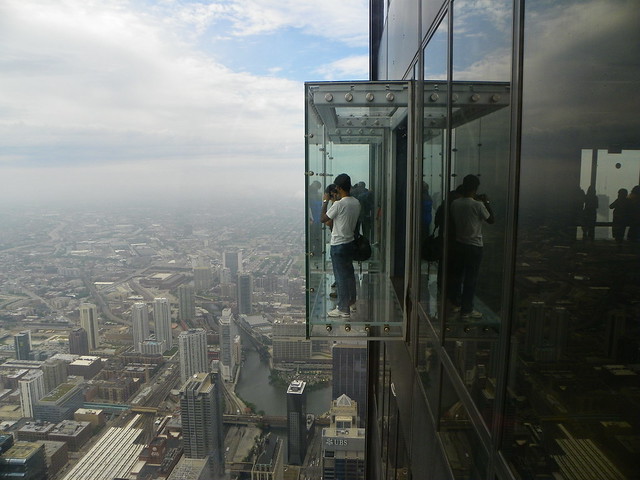 Chicago Willis Tower SKydeck , Glass Balcony
