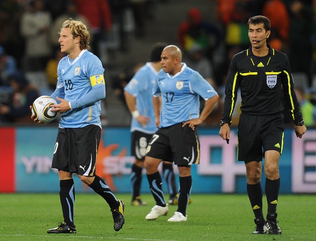 Holland Uruguay World Cup Diego Forlan Jabulani
