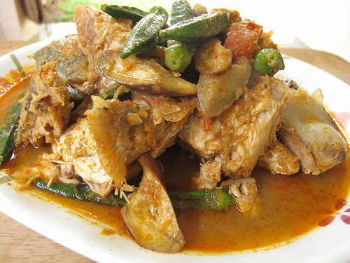 Assam fish head curry