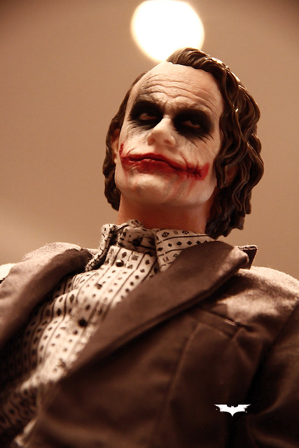 The Dark Knight - 1/6th scale The JOKER (Bank Robber version) collectable figure (29) by Sevi_Lwa