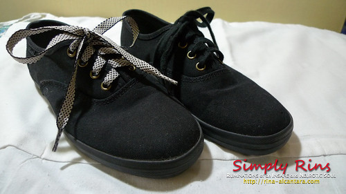 shoelace 04
