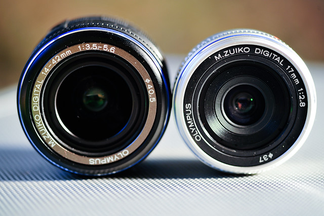 Olympus E-P1 Twin lens kit 17mm f/2.8, 14-42mm f/3.5-5.6