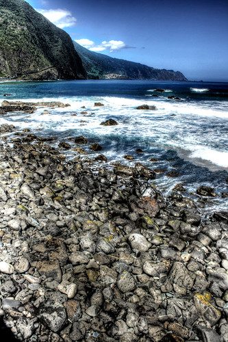Stones and sea. Madeira. Piedras y mar