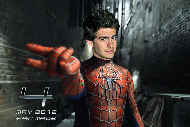Andrew Garfield con el antiguo traje de Spider-Man
